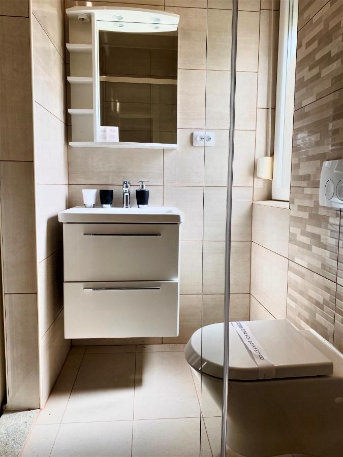 Guesthouse Mira راب المظهر الخارجي الصورة