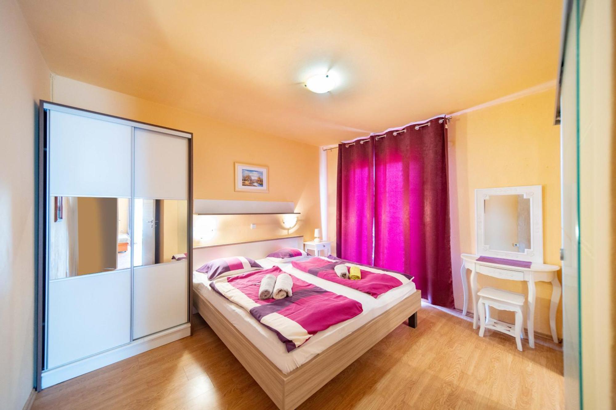 Guesthouse Mira راب المظهر الخارجي الصورة