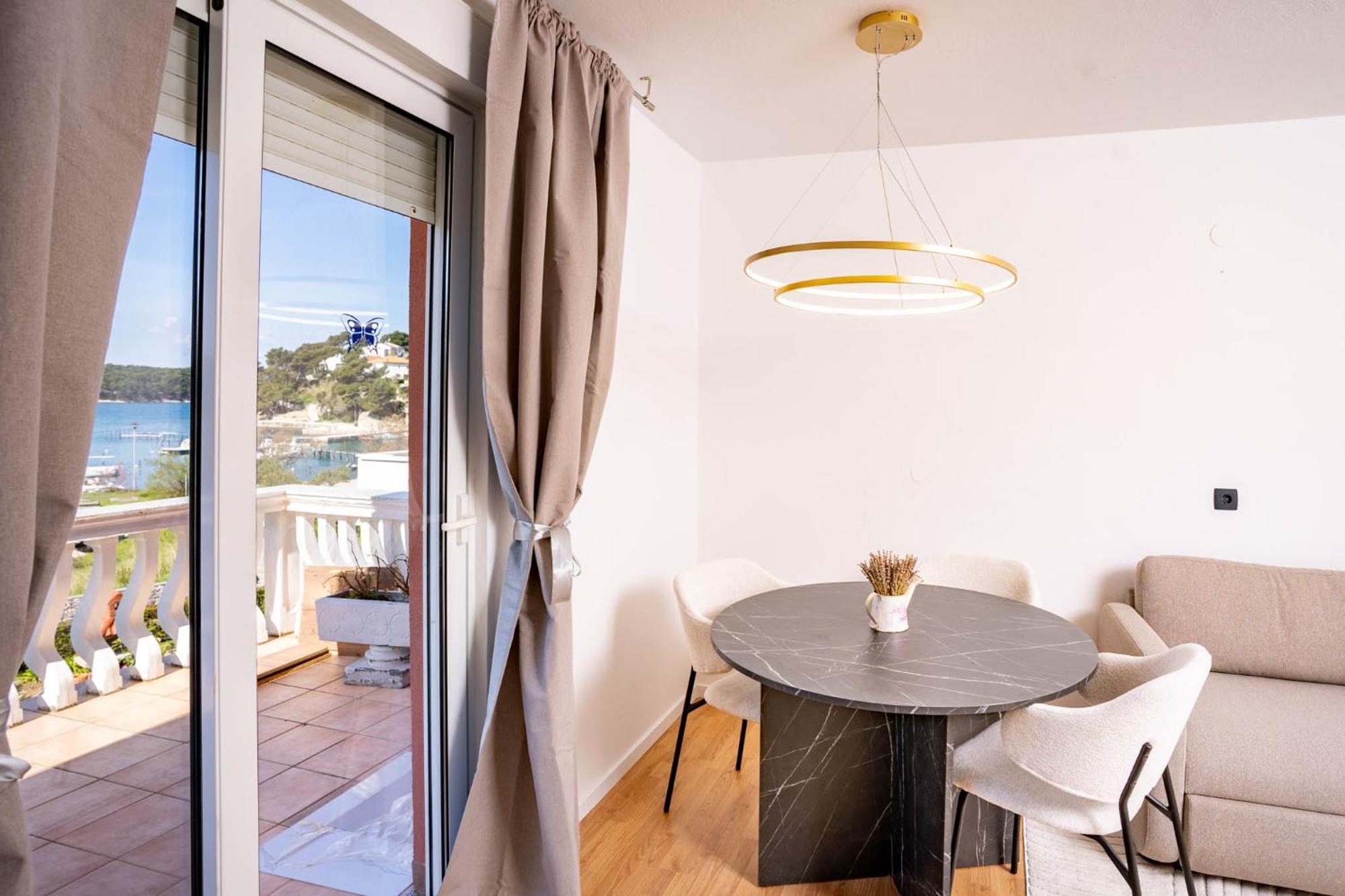 Guesthouse Mira راب الغرفة الصورة