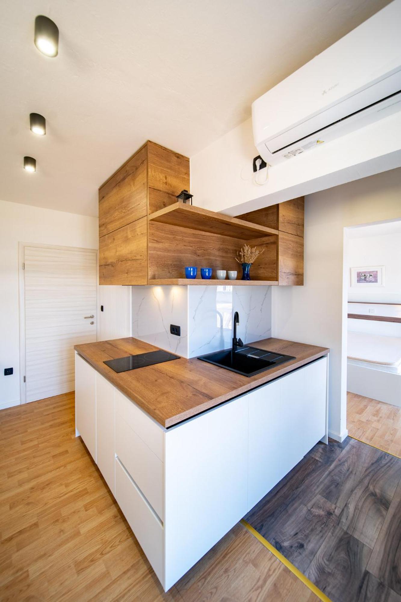 Guesthouse Mira راب المظهر الخارجي الصورة